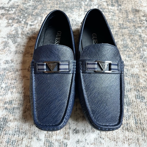 GUESS Mens Slip on Driver Style Loafer Leather Buckled ART2 Navy Blue 10.5 - Picture 3 of 6